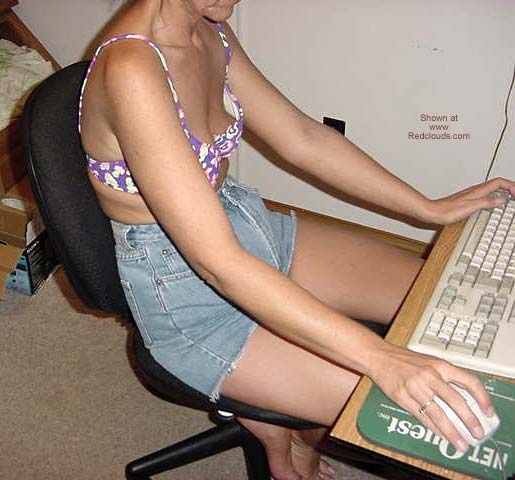 Pic #1Angelfire 3-Some???