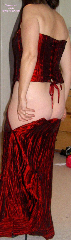 Pic #1 Horny Wife