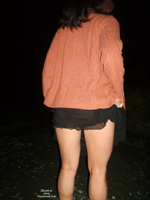 Pic #1Chilean Wife Outside At Night