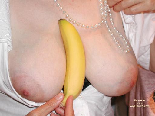 Pic #1Madita And Banana