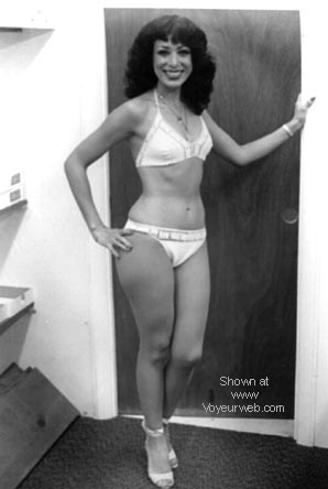 Pic #1Angie-Lost Latina