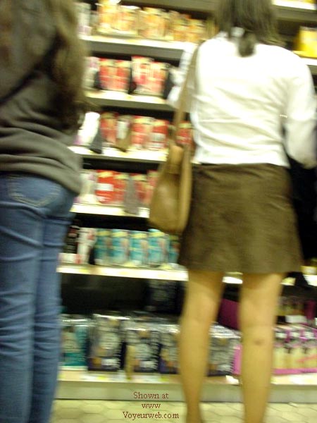 Pic #1Upskirt from France 11 - Upskirt Ass, No Panties On