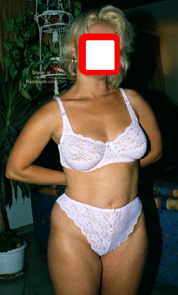 Pic #1From Switzerland 2