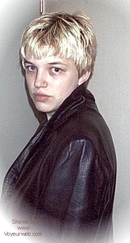 Pic #1Yvonne's new look(ing)