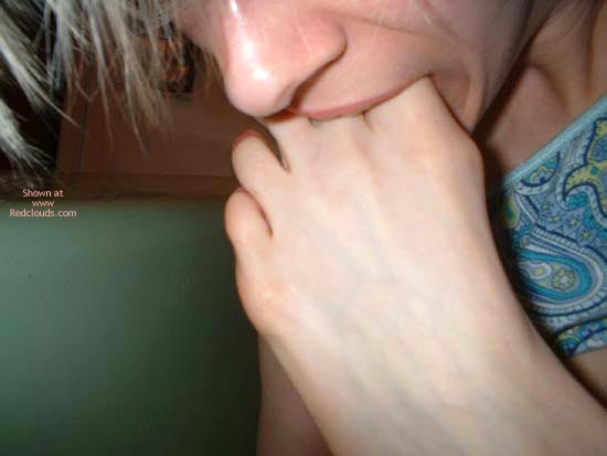 Pic #1Footlady'S Pink Toenails And Pink Pussy!