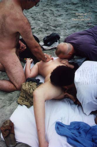 Pic #1Boo's Return to Blacks Beach 2