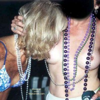 Pic #1Dawgs On Hawgs