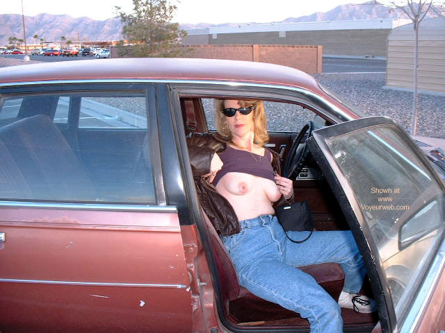 Pic #1Flashing in Nevada 2