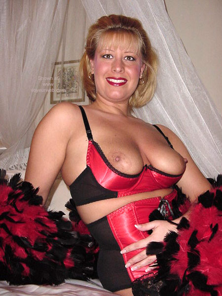 Pic #1Jeannie and Her Boa