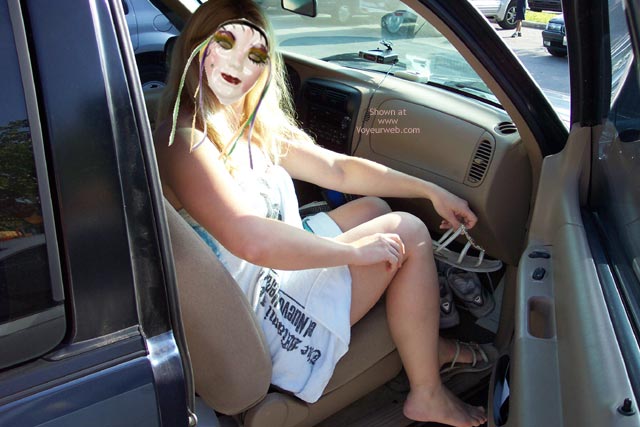 Pic #1Doc Arrives Home Naked 2