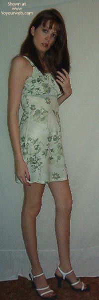 Pic #1Lisa Sexy Un-Dress Shots