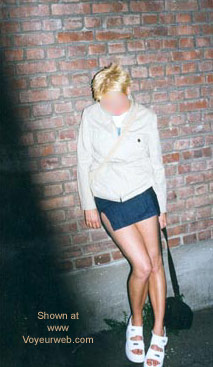 Pic #1 Shy Ex-Gf in Public