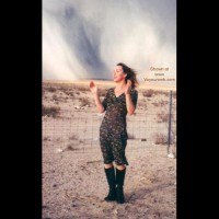 Pic #1Kim's Desert Trip