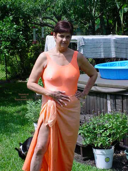 Pic #1Vanessa In Pink First Time