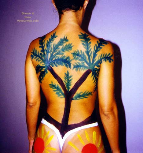 Pic #1Lud in yellow paint....