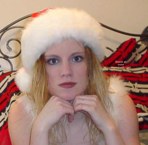 Pic #122f Mom Of 1 Topless