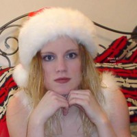 Pic #122f Mom Of 1 Topless