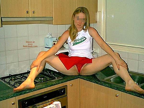 Pic #1Aussie Taylor - Kitchen Bench