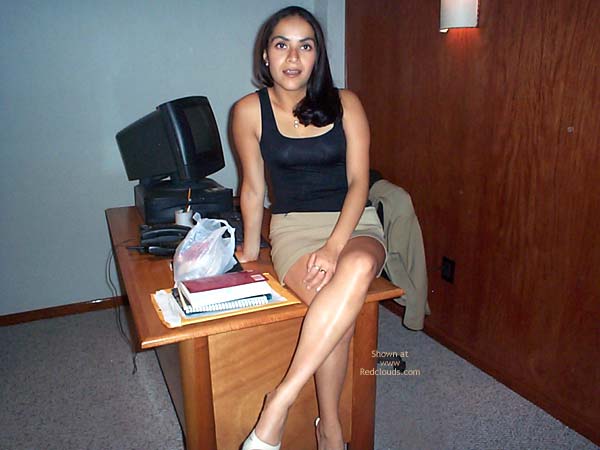 Pic #1Horny Wife Yiya