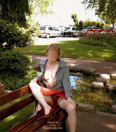 Pic #1Julie Hsavoie At G8 Congress