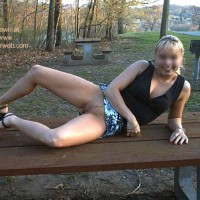 Pic #1 Blonde Kelly In The Park