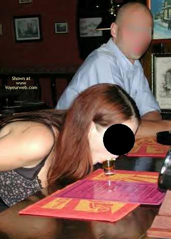 Pic #1 My  Wife Shows Some Booty