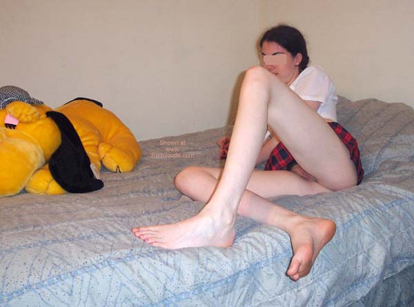 Pic #1*JO Willow in Her School Outfit