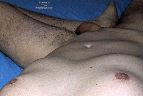 Pic #1M* Nudeboy Has a Wank