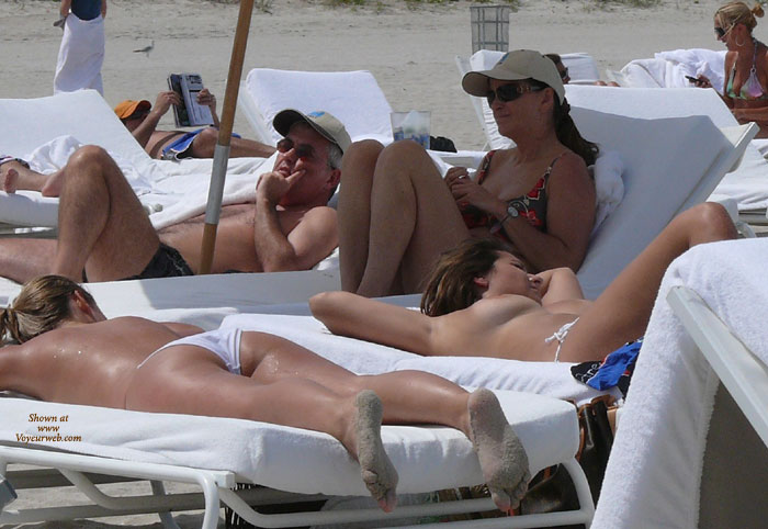 Pic #1 South Beach April 2009 - 4th