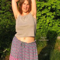 Hippychic Soaks Up The Sun