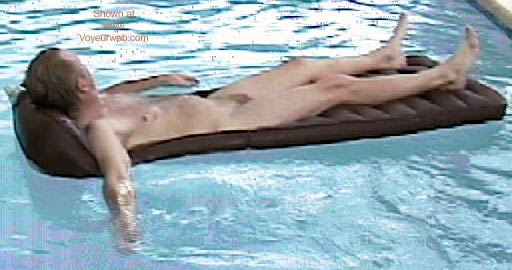 Pic #1M* Relaxing in My Pool