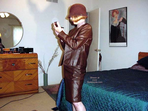 Pic #1Jonnie