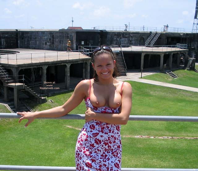 Pic #1J. Foxxx As A Tour Guide