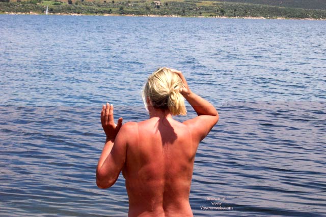 Pic #1 Dia En El Lago