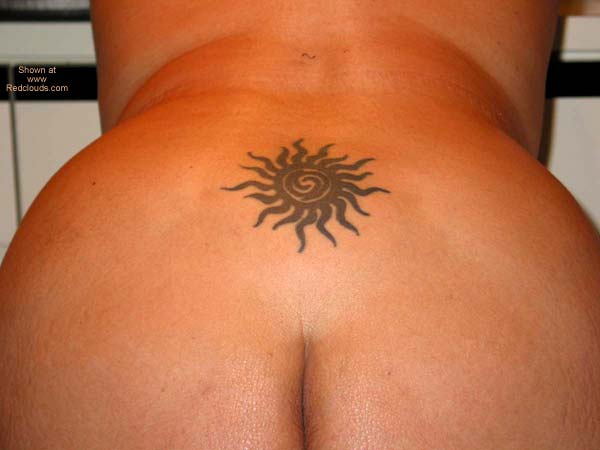 Pic #1Surprise For Leslie