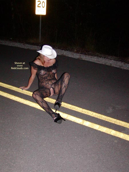 Pic #1Soo Hot N The Road