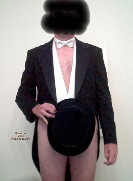 Pic #1M* All Un-Dressed &amp; No Where To Go