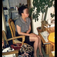 Pic #1Evelyne Geil am PC