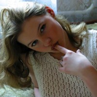 Facial - Brunette Hair , Facial, Brunette, Finger In Mouth, Innocent Pose, Cute Face, Sucking Finger