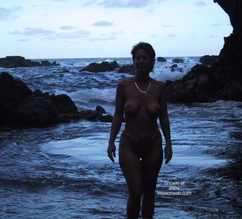 Pic #1 Lil' J in Maui 2