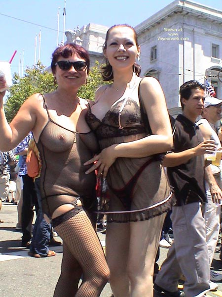 Pic #1Nikol At San Francisco Gay Pride 2003 2