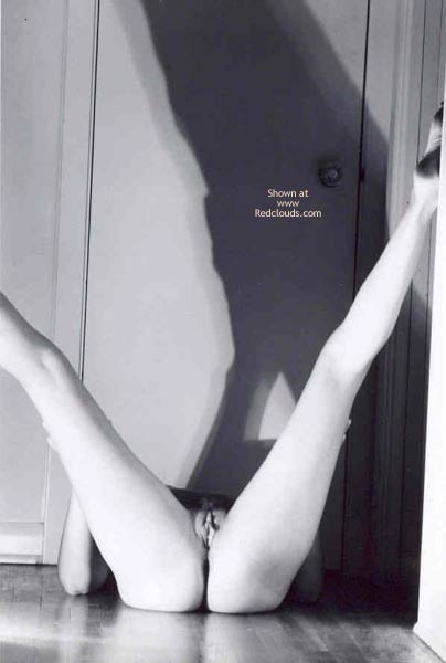 Pic #1Lee Ann Arrives