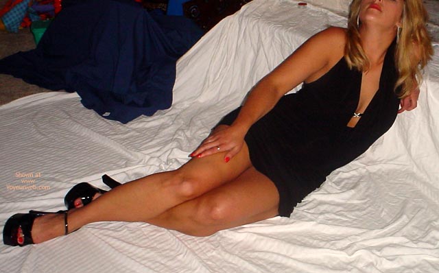 Pic #1Shy Wife