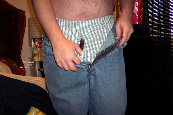 Pic #1M* Wifes Away Beer Belly Comes Out To Play