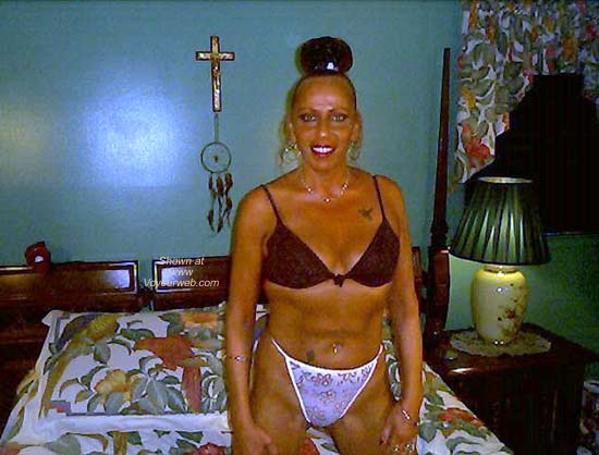 Pic #1Mrs. Lucky (Green Eyed Lady)