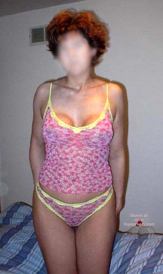 Pic #1Sexy 29 Yo Wife