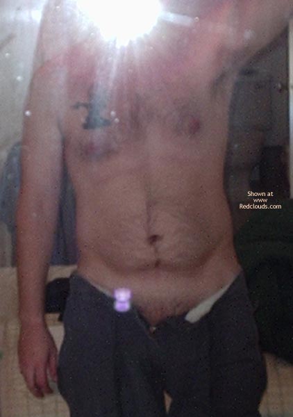 Pic #1M* Fairly Yng Guy