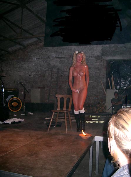 Pic #1Hot