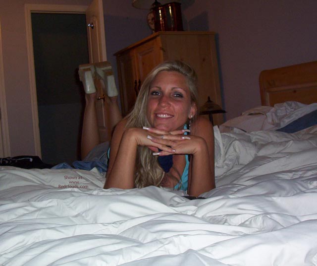 Pic #1229 Yr Old Girlfriend