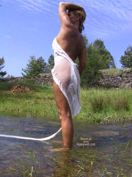 Pic #1Rose's Rhapsody in White